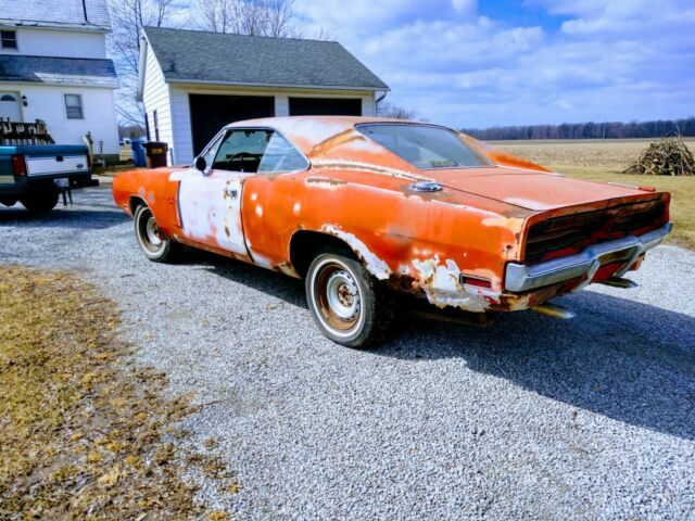 Dodge Charger 1970 image number 39