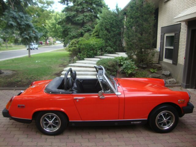 MG Midget 1979 image number 1