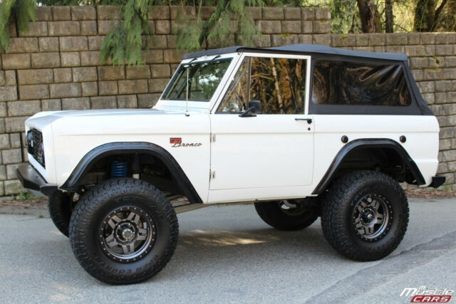 Ford Bronco 1966 image number 1