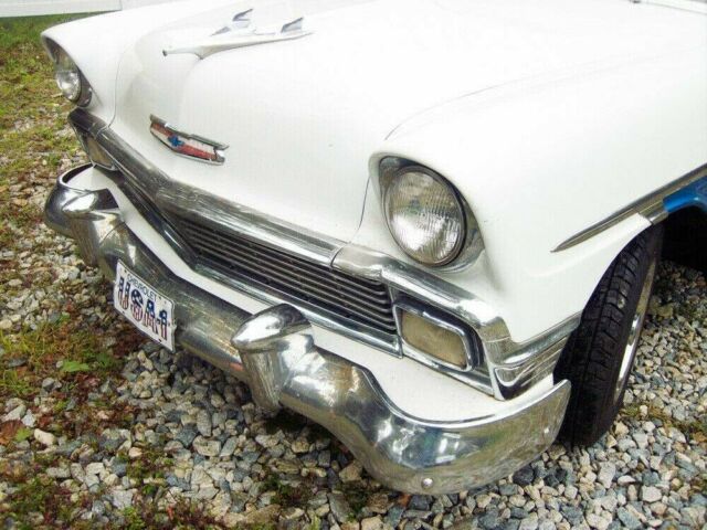 Chevrolet Bel Air/150/210 1956 image number 20