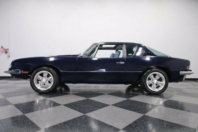 Studebaker Avanti II 1974 image number 23