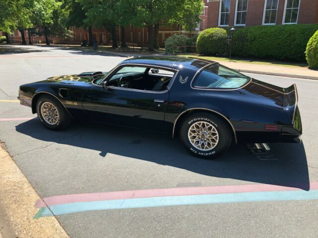 Pontiac Trans Am 1977 image number 30