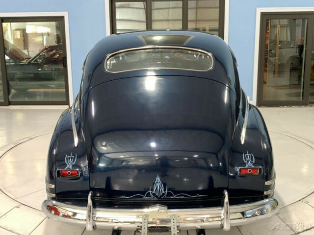 Chevrolet Fleetline 1946 image number 17