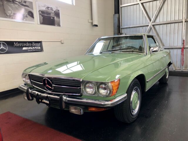 Mercedes-Benz SL-Class 1973 image number 0