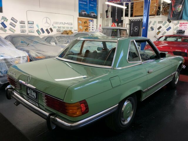 Mercedes-Benz SL-Class 1973 image number 22