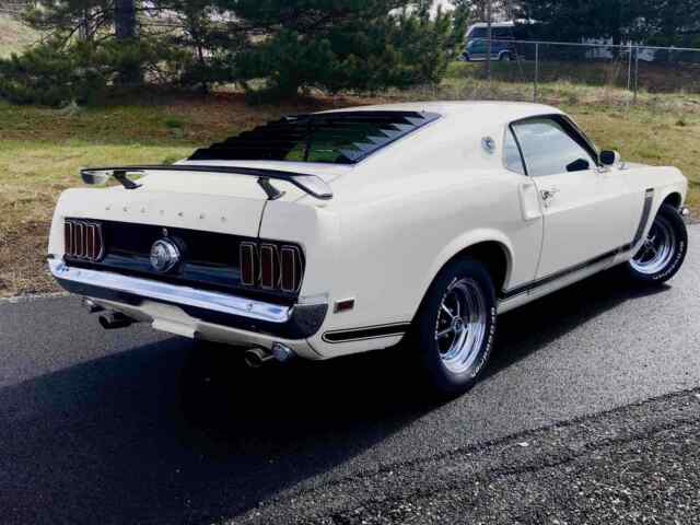 Ford Mustang Fastback 302 1969 image number 23