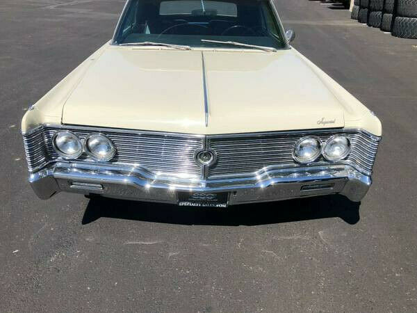 Chrysler Imperial 1968 image number 9