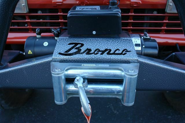 Ford Bronco 1969 image number 19