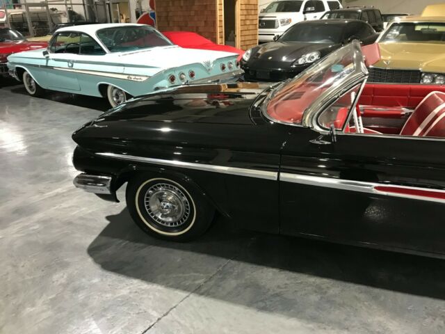 Chevrolet Impala 1961 image number 16