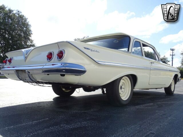 Chevrolet Bel Air/150/210 1961 image number 31