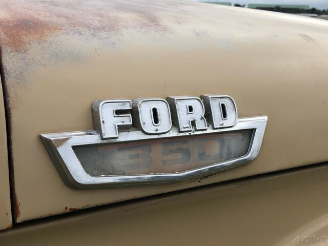 Ford F-350 1964 image number 3