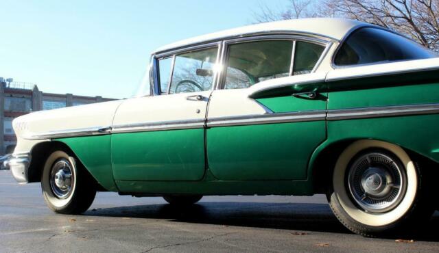 Chevrolet Bel Air/150/210 1958 image number 16