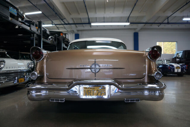 Oldsmobile 98 4 Dr Holiday Hardtop 1956 image number 32