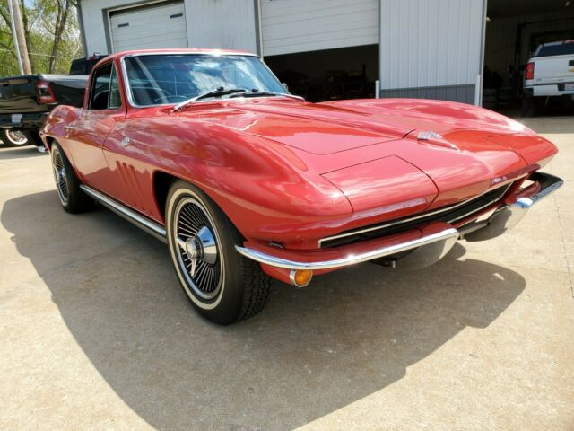 Chevrolet Corvette 1965 image number 5