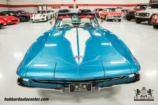 Chevrolet Corvette 1965 image number 10