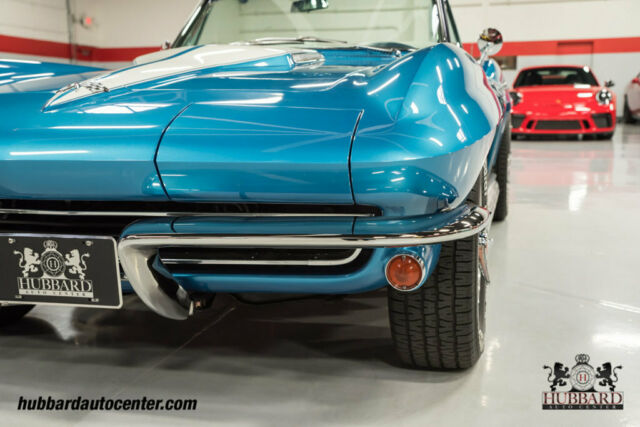 Chevrolet Corvette 1965 image number 11