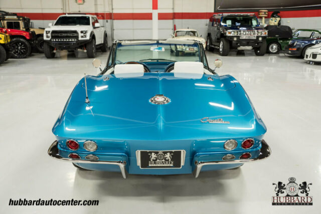 Chevrolet Corvette 1965 image number 18