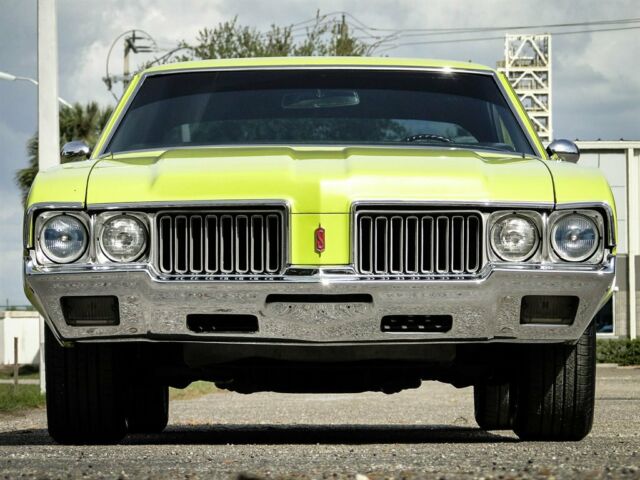 Oldsmobile Cutlass 1970 image number 38