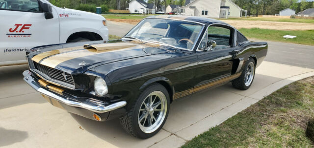 Ford Mustang 1965 image number 0