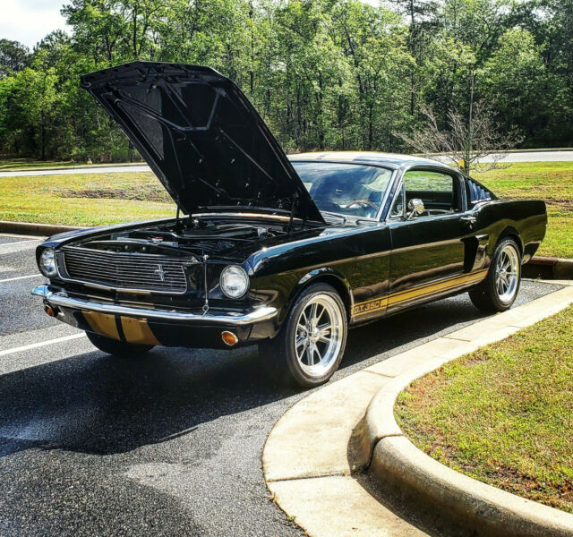 Ford Mustang 1965 image number 14