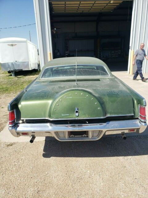 Lincoln Continental 1971 image number 22