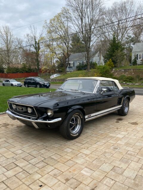 Ford Mustang 1967 image number 0