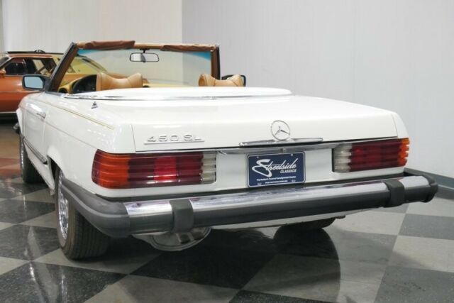 Mercedes-Benz SL-Class 1979 image number 10