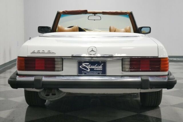 Mercedes-Benz SL-Class 1979 image number 11