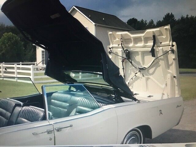 Lincoln Continental 1966 image number 11