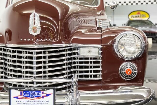 Cadillac Series 61 1941 image number 19