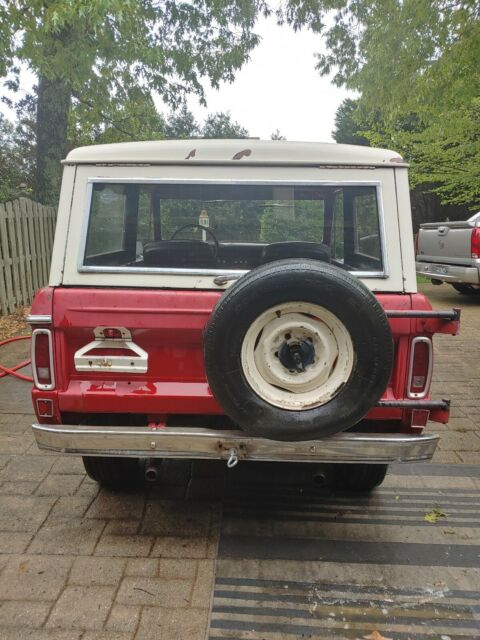 Ford Bronco 1973 image number 4