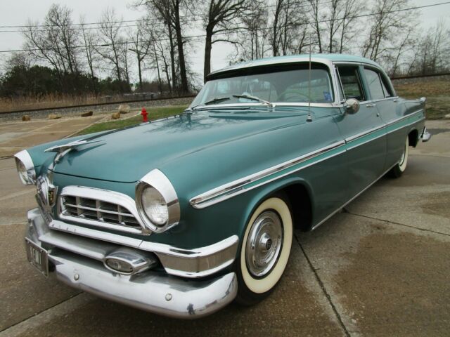 Chrysler New Yorker 1955 image number 28