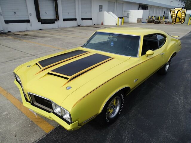 Oldsmobile Cutlass 1970 image number 3