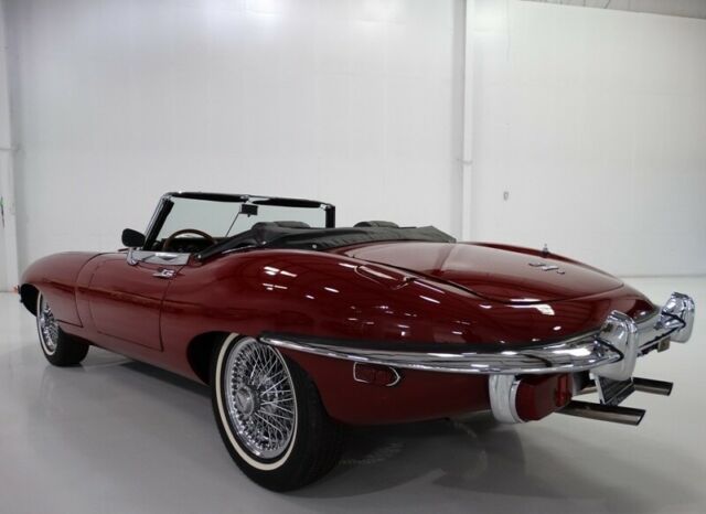 Jaguar E-Type 1970 image number 7