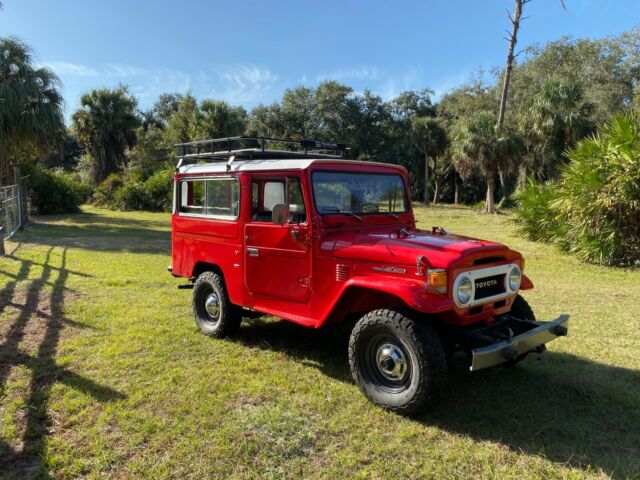 Toyota Land Cruiser 1978 image number 1