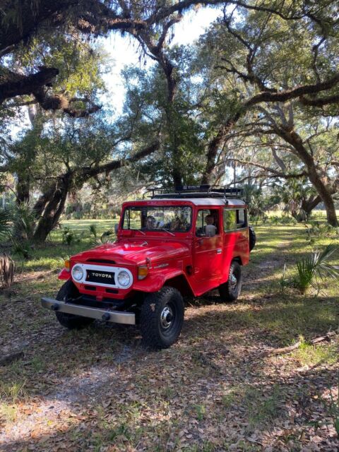 Toyota Land Cruiser 1978 image number 2