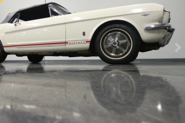 Ford Mustang 1965 image number 8