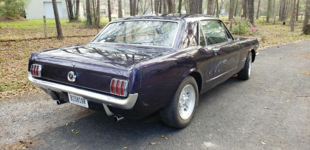 Ford Mustang 1965 image number 1