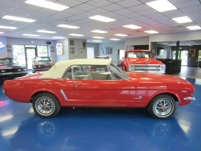 Ford Mustang 1964 image number 12