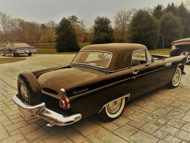 Ford Thunderbird 1956 image number 18