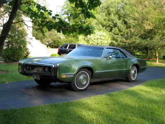 Oldsmobile Toronado 1970 image number 18