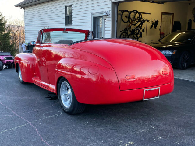 Ford Street Rod 1947 image number 2