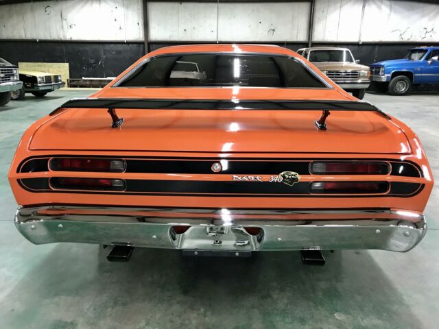 Plymouth Duster 1970 image number 3