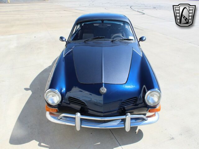 Volkswagen Karmann Ghia 1971 image number 47