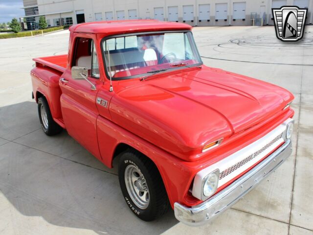 Chevrolet C-10 1965 image number 16