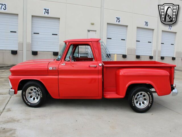 Chevrolet C-10 1965 image number 2