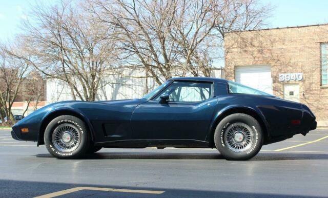 Chevrolet Corvette 1979 image number 3