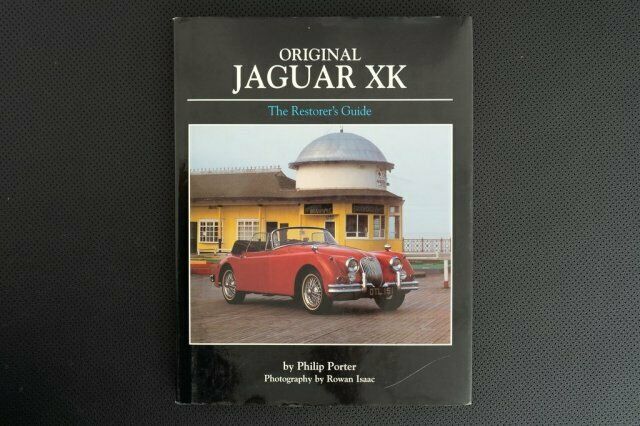 Jaguar XK 120 Drophead Coupe 1954 image number 22