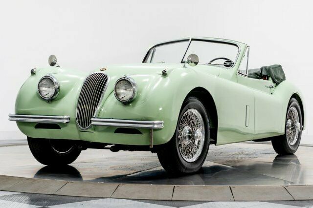 Jaguar XK 120 Drophead Coupe 1954 image number 27