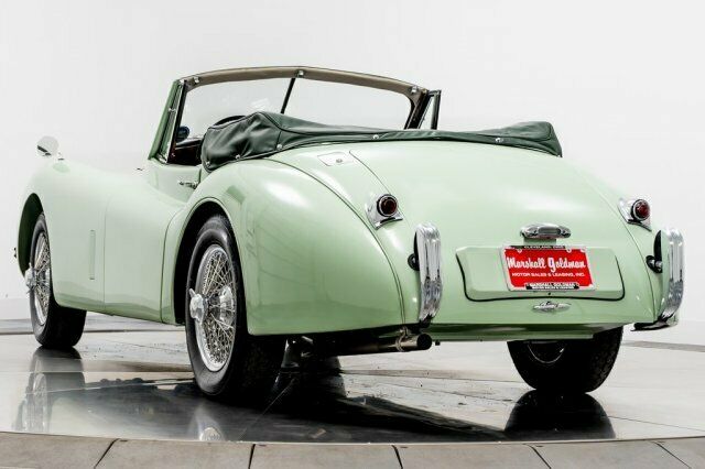 Jaguar XK 120 Drophead Coupe 1954 image number 29